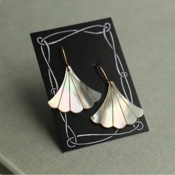 Pearl Drop Earrings - Image 4